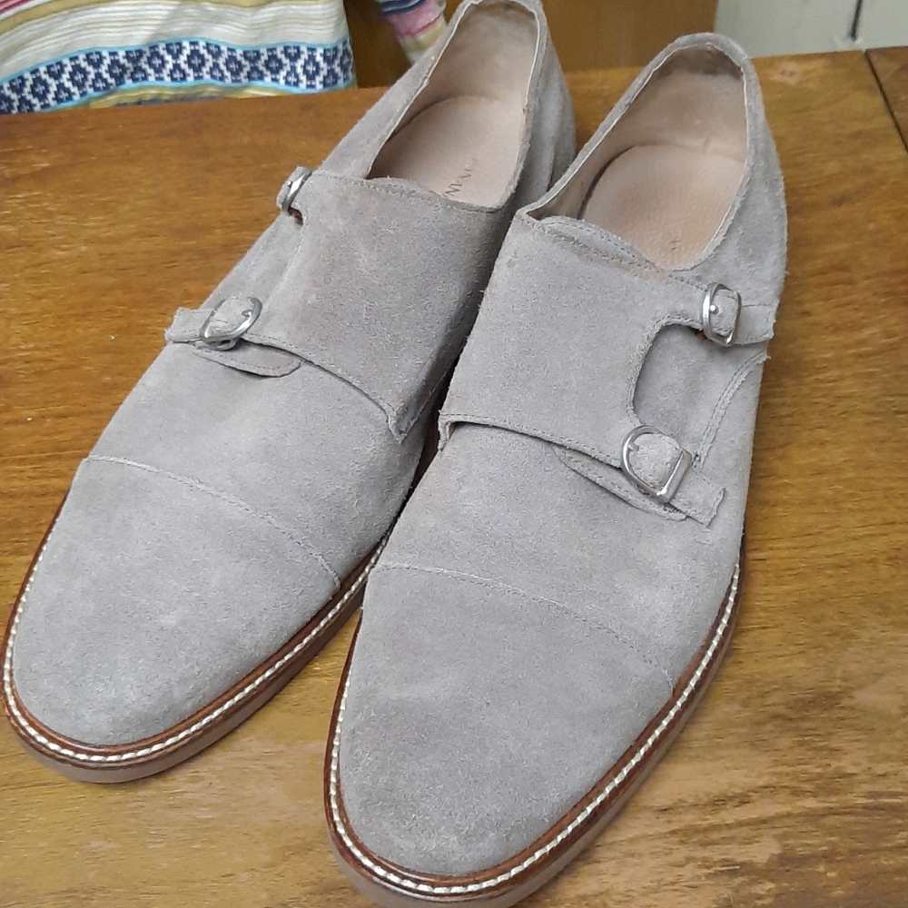 BANANA REPUBLIC LOAFERS